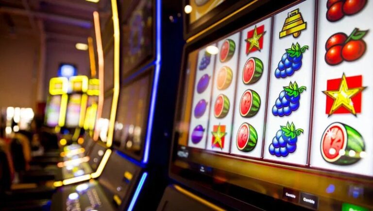 Cracking the Code: 5 Secrets to Winning Big at Online Slots