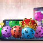 How do players set spending limits in online lottery?
